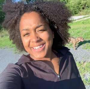 Meet your Posher, Deondra